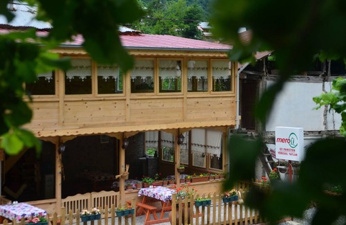 Borcka House | Meroli Ev Pansiyonu ve Yöresel Tatlar