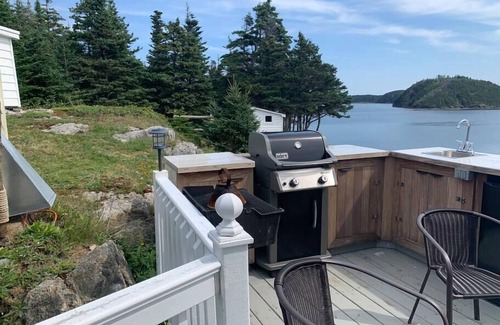 Newfoundland House | Merritt's Harbour Memories