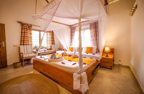 Arusha Cabin | Meru View Lodge