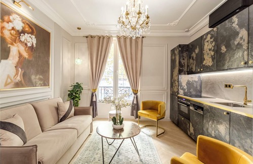 Quartier Sainte-Avoye Apartment | Merveil - Luxury Suite - Louvre - Ours II