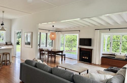 Burnt Pine House | Meryta - Your Sanctuary In Town
