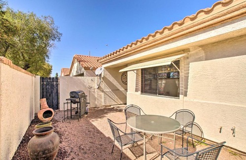 Park Center Place House | Mesa Townhouse Bordering Scottsdale and Tempe!