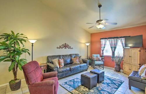 Park Center Place House | Mesa Townhouse Bordering Scottsdale and Tempe!