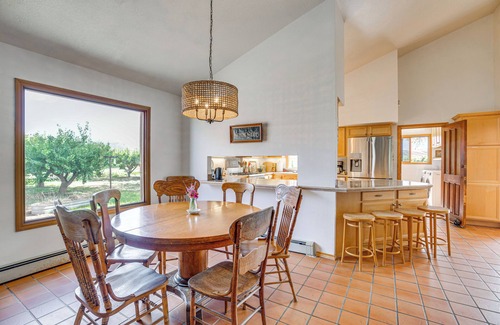 Palisade House | 'Mesa View House' w/Hot Tub: Walk to Winery!