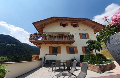 Lauregno Apartment | Mesnerhof