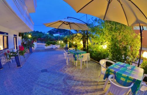 Lygia Hotel | Mesogeios 2000