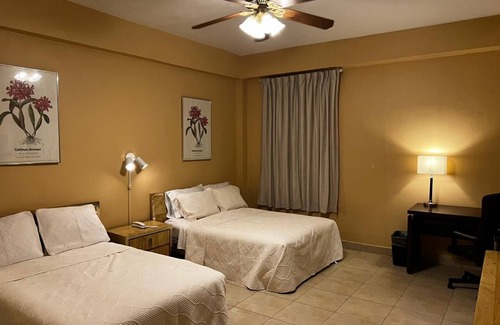Nuevo Laredo Hotel | Meson Del Rey