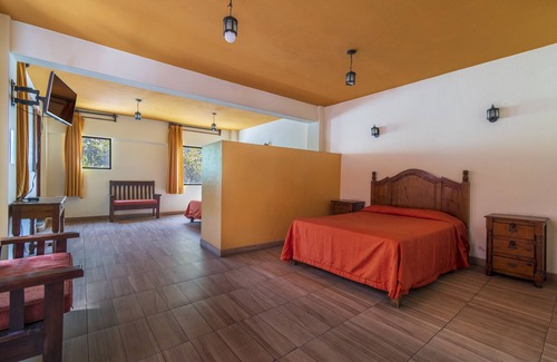 Xalapa Hotel | Meson Real Hotel & Suites