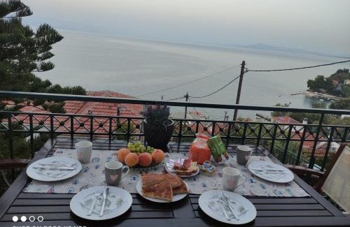 Afissos House | MESONISI maisonette