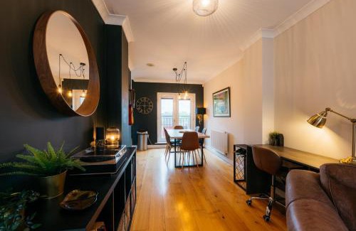 Willington House | Messiter Hideout