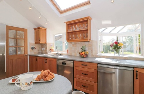 Compton Dundon Cottage | Metcalfe House