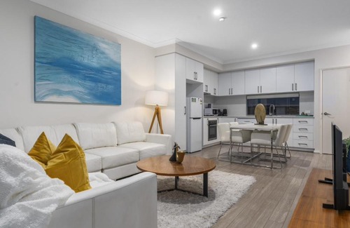 Bassendean Apartment | Metro Modern Escape Unwind near the Swan Valley