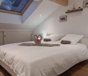 Mures Apartment | Meublé 3* neuf entre lacs, montagnes et bauges.