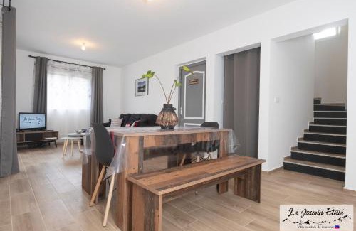 Hell-Bourg House | Meublé de tourisme " Le Jasmin Étoilé"- Hell-Bourg - SALAZIE