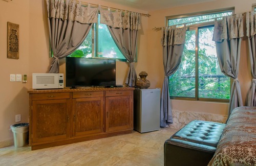 Xcaret Cottage | Mexican Hacienda - Hidden Gem in Jungle w/Waterfall Pool & 5 min. Xcaret Park