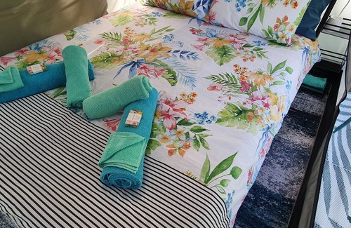 Mount Morgan Bed & Breakfast | Meyenburg Luxury Tent with shared bathroom/kitchen/lounge