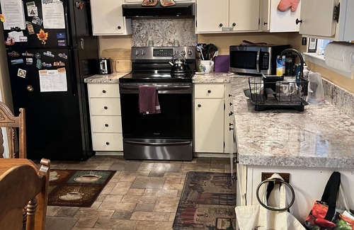 Tahoe Paradise House | Meyers Getaway - 5 month ski lease w/hot tub, fenced yard