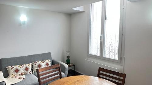 Drancy Centre Apartment | MEZZANINE 17 Rue de la Fraternité DEUX CHAMBRES AVEC PARKING