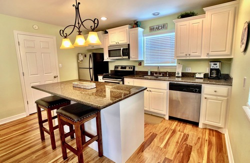 Port Bolivar House | MI CASA DEL MAR - So close to the beach, perfect house for 4!