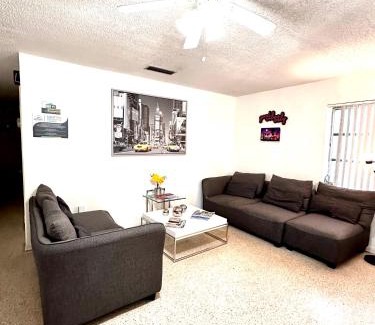 Coral Way House | Miami House