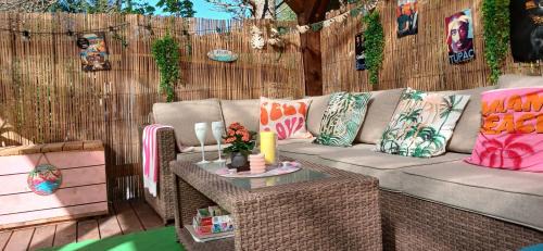 Haljala Parish Other | Miami Jungle Glamping