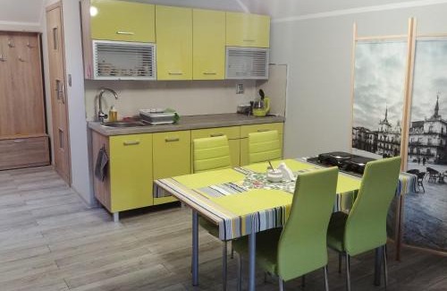Michalowice Apartment | Michałowice Noclegi u Anety