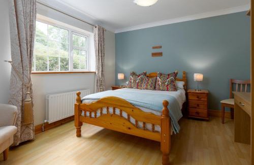 Cong Bed & Breakfast | Michaeleen's Manor B&B