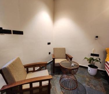 Kumily House | Mickey Homestay