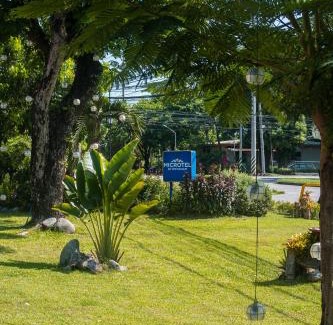 Tarlac Hotel | Microtel by Wyndham Tarlac