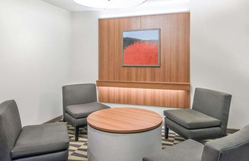 Fishers Hotel | Microtel By Wyndham Victor