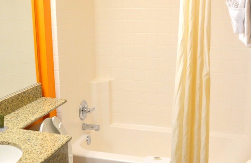 Rawlins Hotel | Microtel Inn and Suites by Wyndham Rawlins