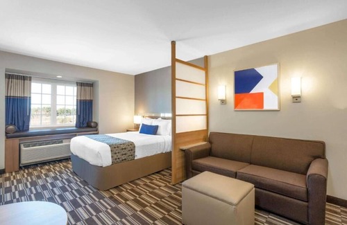 South Hill Hotel | Microtel Inn & Suites by Wyndham South Hill