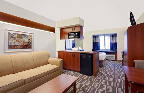 Middletown Hotel | Microtel Inn & Suites by Wyndham Middletown