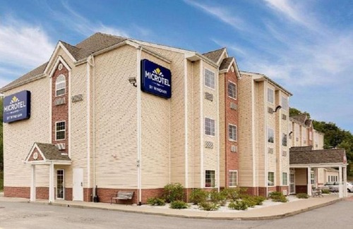 Princeton Hotel | Microtel Inn & Suites by Wyndham Princeton