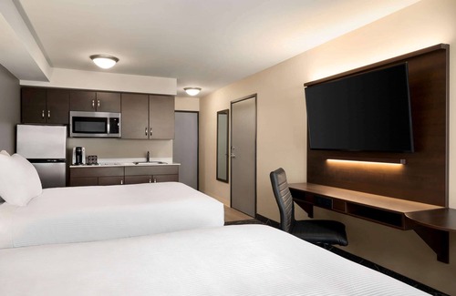 Aurora Hotel | Microtel Inn & Suites by Wyndham Aurora