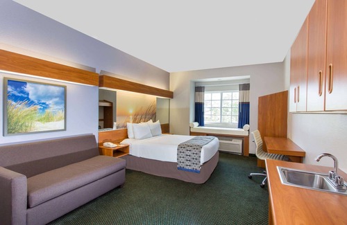 Port Charlotte - Charlotte Harbor Hotel | Microtel Inn & Suites by Wyndham Port Charlotte/Punta Gorda