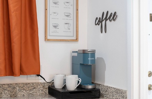 Fashion Square Condo | Mid-Century Escape by Old Town