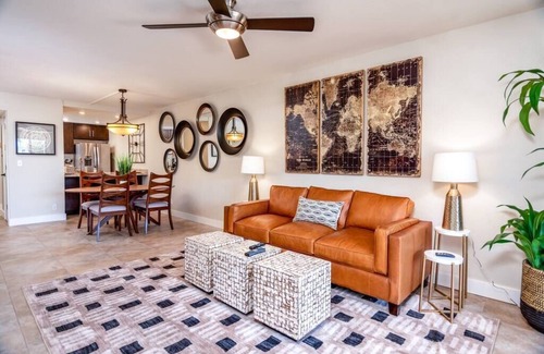 Casa Granada East Townhouses Condo | Mid-Century Maya I Old Town Scottsdale