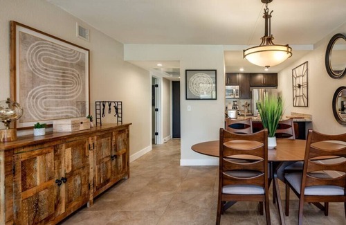 Casa Granada East Townhouses Condo | Mid-Century Maya I Old Town Scottsdale