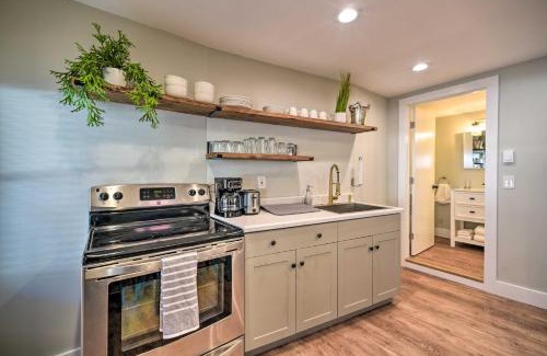 North Lake George Apartment | Mid-Century Modern Apt - Steps to Lake George