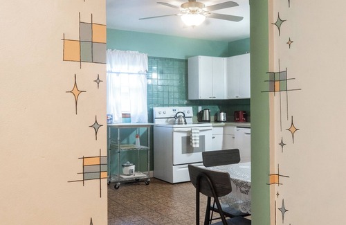 Bedford House | Mid Century Themed Limestone Cottage - 2 Bedrooms Sleeps 6 - Pets Welcome!