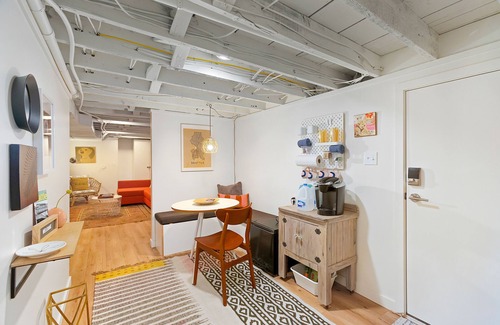 Greenwood Apartment | Mid-Century Vibes Basement