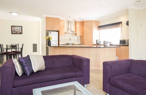 Mount Gambier Hotel | Mid City Motel - Mount Gambier