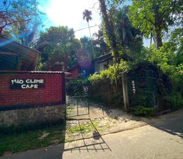 Ella Bed & Breakfast | Mid Clime Ella