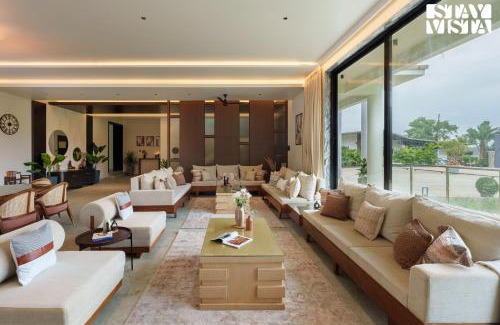 Karjat Villa | Middle Earth by Vieda - Part of StayVista with Pool