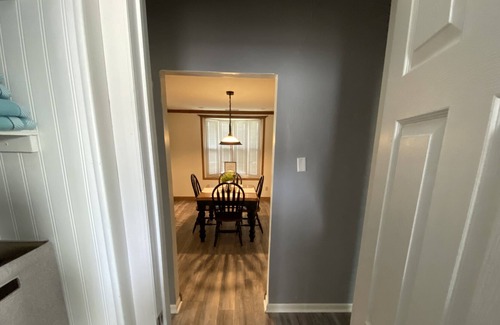 Glen Dale House | Middle Gem-Newly Renovated house with everything you will need. Prime location!
