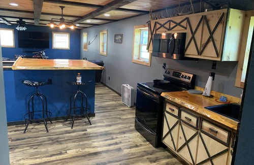 Sharpsburg Apartment | Middle of moco country apartment