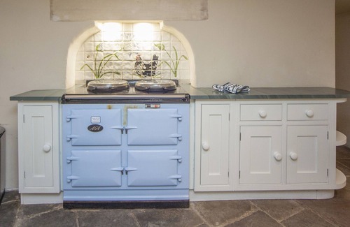 Midford Cottage | MIDFORD MILL - BATH - sleeps 10 guests in 4 bedrooms