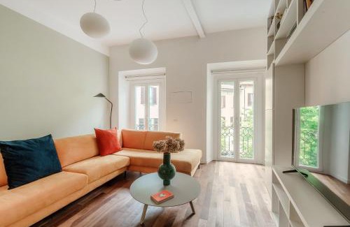 Como Apartment | Midnight Borgo - by MyHomeInComo