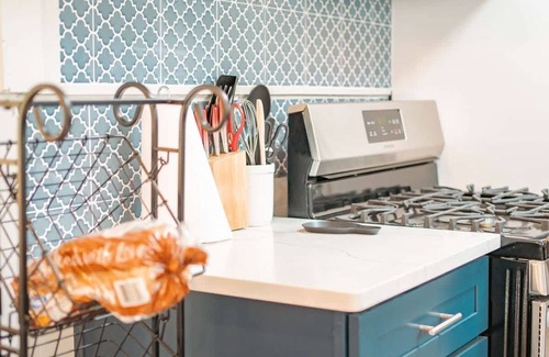 Tyler House | Midtown Gem Summary:
